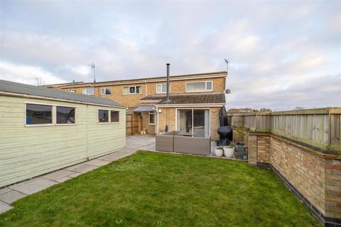 3 bedroom end of terrace house for sale, Belcher Green, Southwold IP18