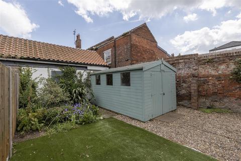 3 bedroom end of terrace house for sale, Church Street, Southwold IP18