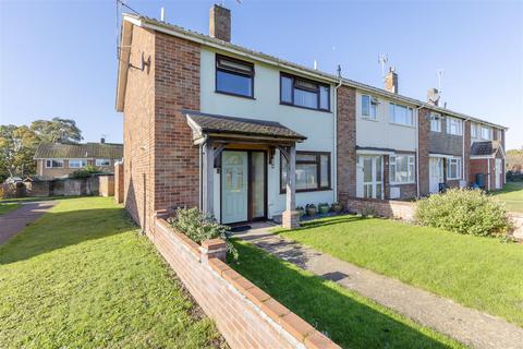 3 bedroom end of terrace house for sale, Millfields, Beccles NR34