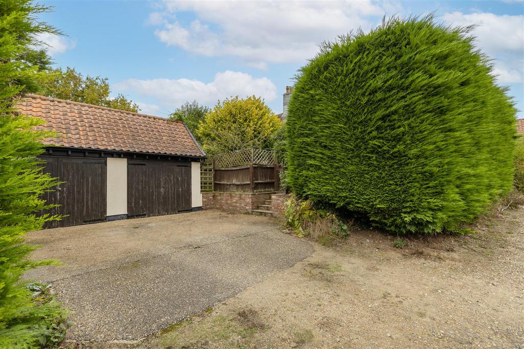 Ext 8