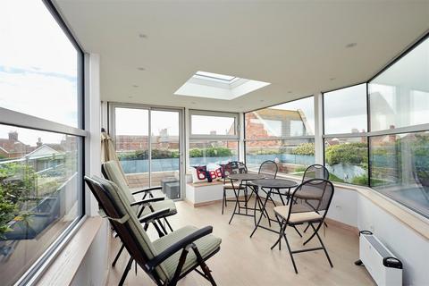 3, White Point Eversley Road, Southwold, IP18 6AW