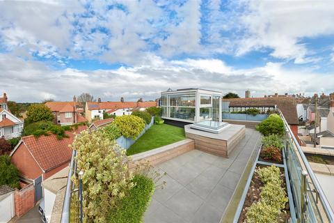 3, White Point Eversley Road, Southwold, IP18 6AW