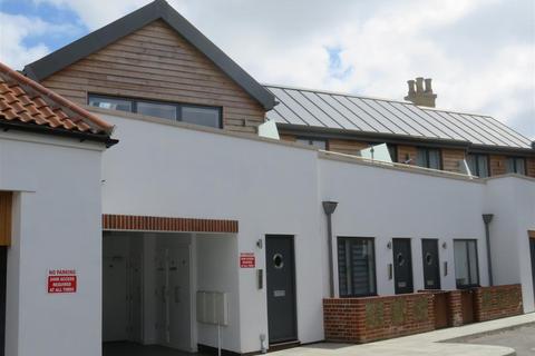 2 bedroom apartment to rent, York Road, Southwold IP18