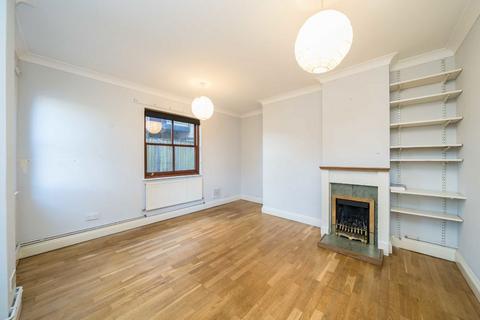 4 bedroom house to rent, Salford Road, London SW2