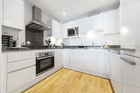 2 bedroom apartment to rent, Beacon Point, London SE10