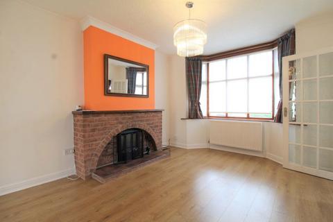 3 bedroom semi-detached house to rent, Princess Avenue, Beeston, Nottingham, NG9 2DH