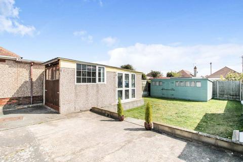 2 bedroom detached bungalow for sale, 7 Hilton Drive, Rhyl, Denbighshire, LL18 3BE