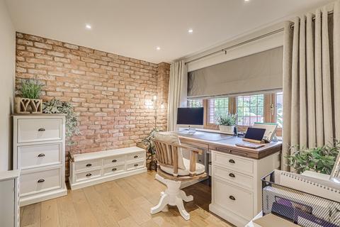 67 Clifton Road, Rochford, SS4 3HH