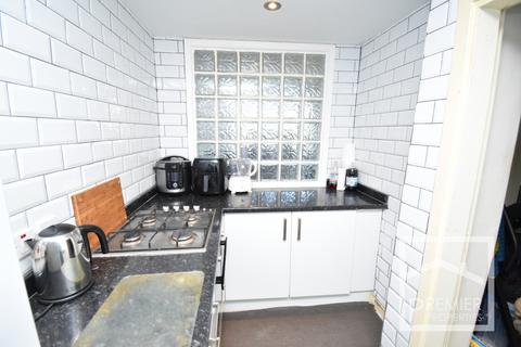 2 bedroom flat for sale, Tollcross Road, Glasgow