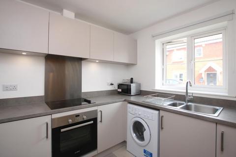 3 bedroom terraced house to rent, Sorrel Place, Bristol BS34