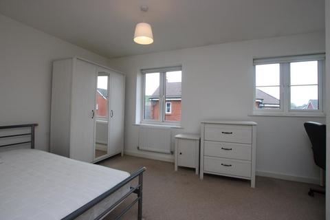 3 bedroom terraced house to rent, Sorrel Place, Bristol BS34