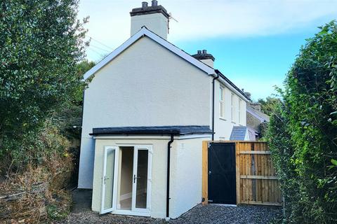 3 bedroom detached house for sale, Ael Y Bryn, Ynys