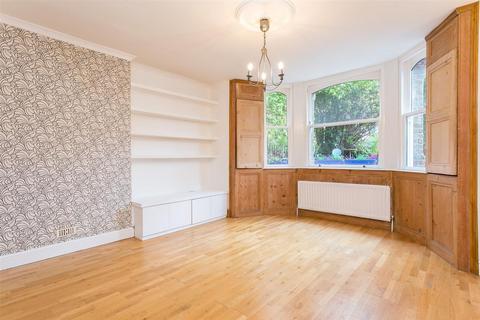 2 bedroom end of terrace house to rent, Lordship Park, London, N16