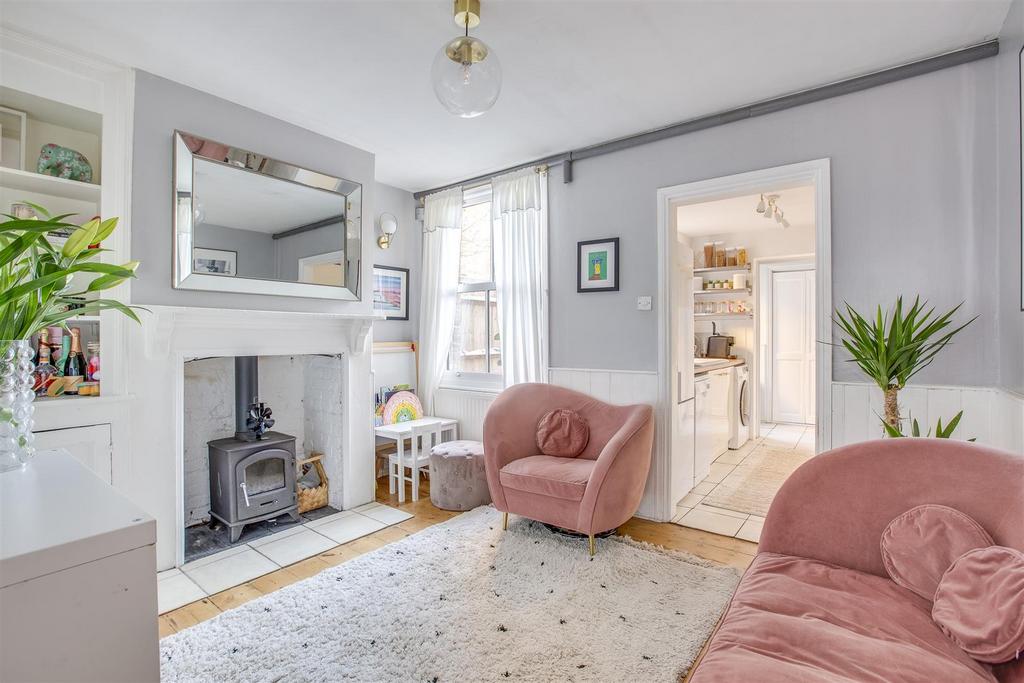 125 West End Road, HP11 2 QF-8.jpg