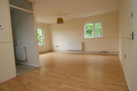 2 bedroom flat to rent, Deerleap, Bretton, Peterborough