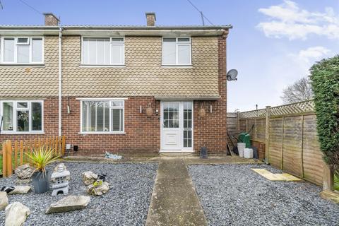 3 bedroom end of terrace house for sale, Elm View, Aldershot GU12