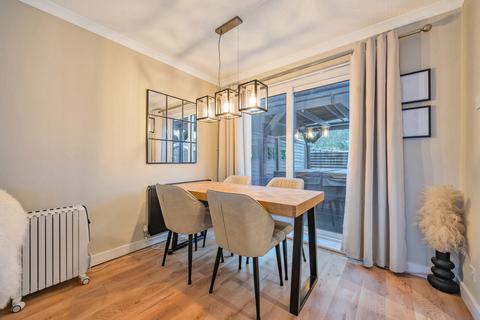27 Elm View, Ash, Aldershot, GU12 6AL
