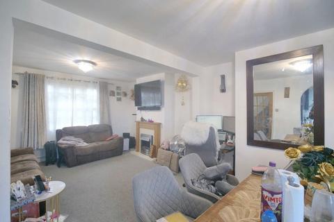 3 bedroom end of terrace house for sale, 18 The Crescent, Greenhithe, Kent, DA9 9EP