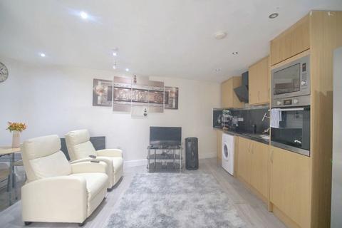 1 bedroom flat for sale, Annex At, 18 The Crescent, Greenhithe, Kent, DA9 9EP