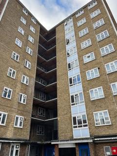 4 bedroom flat for sale, Flat 11 Marsworth House, Whiston Road, London, E2 8RU