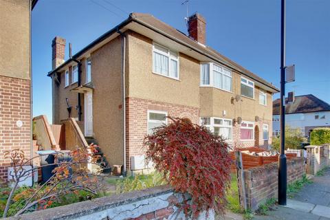 2 bedroom maisonette for sale, Canonbury Road, Enfield