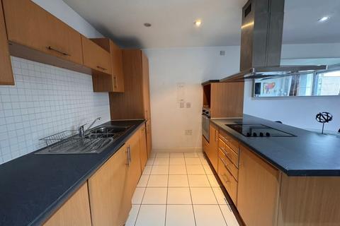 2 bedroom flat for sale, Ferry Court, Cardiff CF11