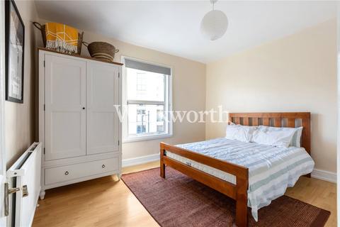 2 bedroom apartment for sale, Brownswood Road, London, N4