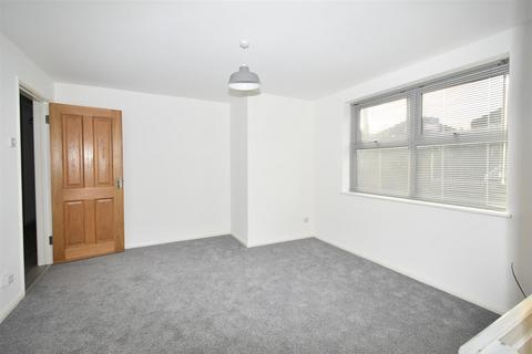 1 bedroom flat for sale, The Ashleighs Sanders Road, Canvey Island SS8