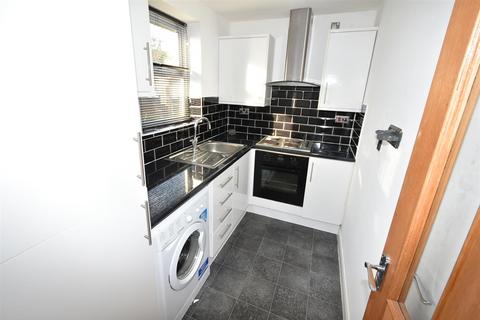 1 bedroom flat for sale, The Ashleighs Sanders Road, Canvey Island SS8