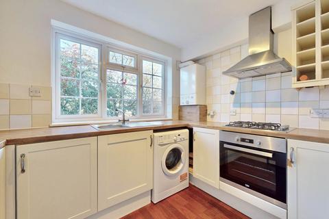 2 bedroom apartment to rent, Stanhope Road, London N6