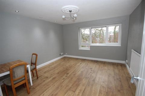 1 bedroom apartment to rent, 32 Green Oak Crescent, Sheffield, S17 4FW