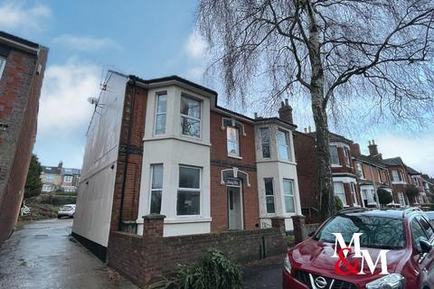 1 bedroom flat to rent, ALBANY ROAD