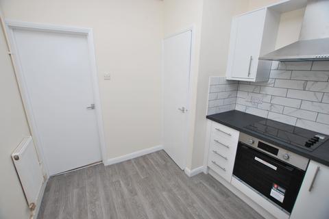 1 bedroom flat to rent, ALBANY ROAD