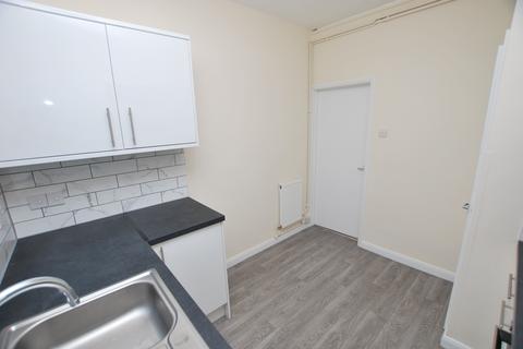 1 bedroom flat to rent, ALBANY ROAD