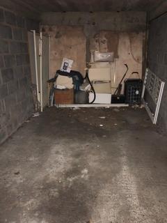 Garage to rent, Seaforth Lodge, Barnes High Street, Barnes, SW13