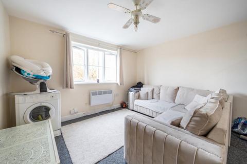 2 bedroom flat for sale, Slough,  Berkshire,  SL2