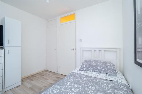 1 Relko Gardens, Sutton, SM1 4TJ
