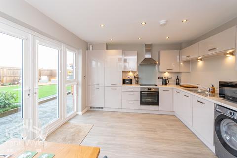 3 bedroom semi-detached house for sale, Pollen Gardens, Warton, Preston, Lancashire