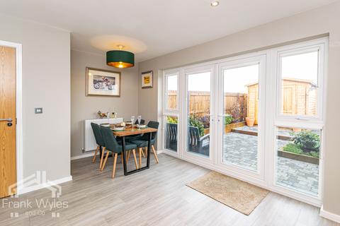 3 bedroom semi-detached house for sale, Pollen Gardens, Warton, Preston, Lancashire