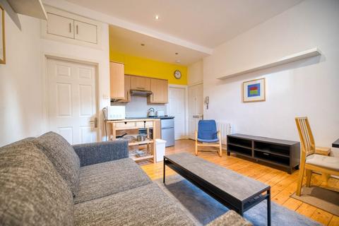 1 bedroom flat to rent, 3092L – St Leonard's Street, Edinburgh, EH8 9RA