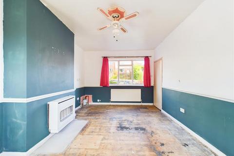 3 bedroom end of terrace house for sale, Coningswath Road, Nottingham NG4