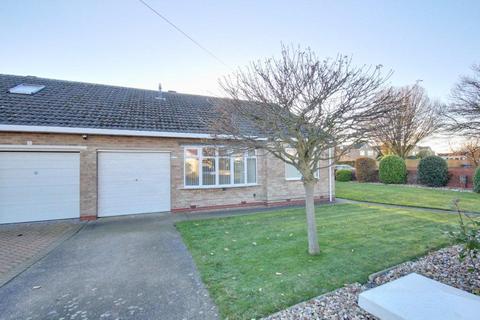 2 bedroom bungalow to rent, Swaddale Avenue, Willerby