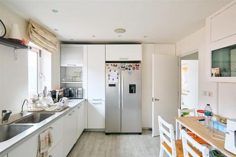 3 bedroom apartment for sale, William Morris Way, Fulham, SW6