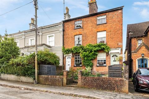 3 bedroom semi-detached house for sale, Howard Road, Dorking, Surrey, RH4