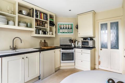 3 bedroom semi-detached house for sale, Howard Road, Dorking, Surrey, RH4