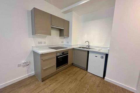 1 bedroom flat to rent, 29 Victoria Avenue, Southend On Sea SS2