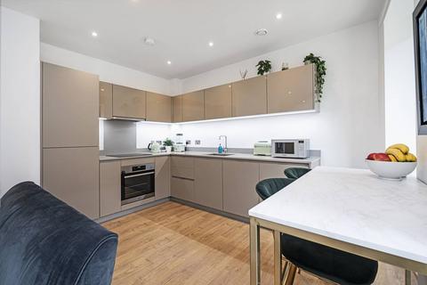 32 Barry Blandford Way, London E3