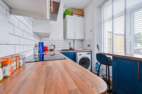 1 bedroom flat to rent, Caledonian Road, N7, Islington, London, N7