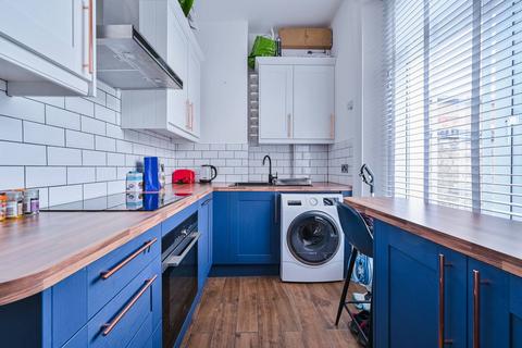 1 bedroom flat to rent, Caledonian Road, N7, Islington, London, N7