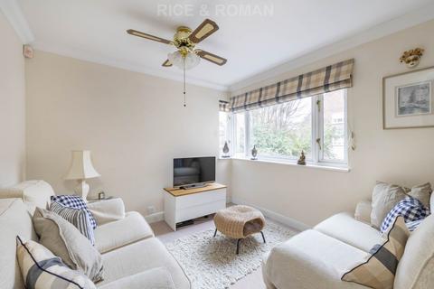 undefined, Bridge Street, Walton On Thames KT12